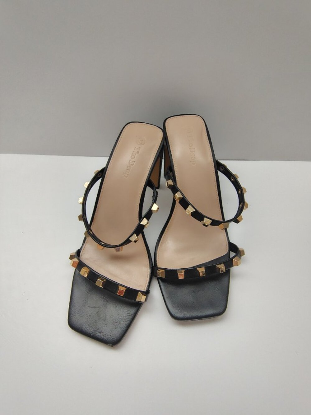 The Drop Size 7 Studded Heels